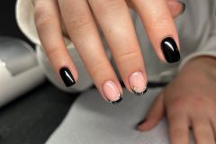 Simplistic-Nails-041