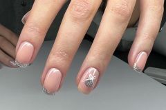 Simplistic-Nails-090