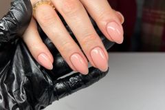 Simplistic-Nails-092
