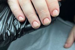 Simplistic-Nails-095