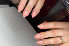Simplistic-Nails-096